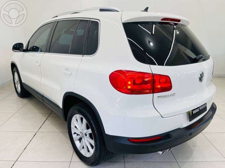 VOLKSWAGEN - TIGUAN 2.0 TSI 16V TURBO 4P TIPTRONIC - 2013/2013 - BRANCA - R$ 66.900,00