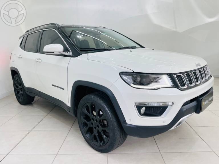 JEEP - COMPASS 2.0 16V DIESEL LIMITED 4X4 AUTOMÁTICO - 2020/2021 - BRANCA - R$ 124.900,00