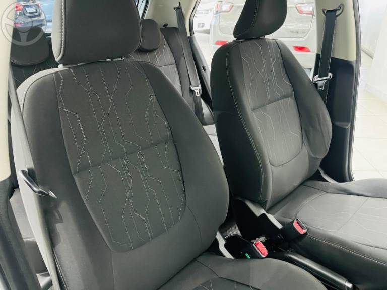KIA MOTORS - PICANTO 1.0 EX4 12V FLEX 4P MANUAL - 2012/2012 - PRATA - R$ 37.990,00