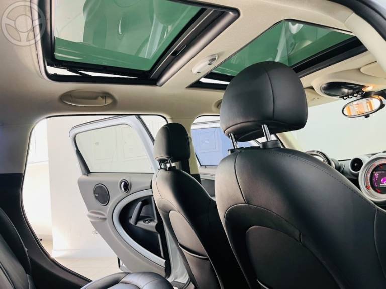 MINI - COUNTRYMAN 1.6 S ALL4 4X4 16V 184CV TURBO 4P AUTOMÁTICO - 2010/2011 - BRANCA - R$ 88.990,00