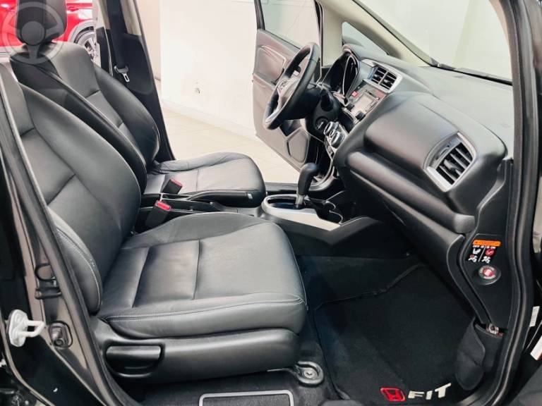 HONDA - FIT 1.5 EXL 16V FLEX 4P AUTOMÁTICO - 2015/2015 - PRETA - R$ 69.990,00