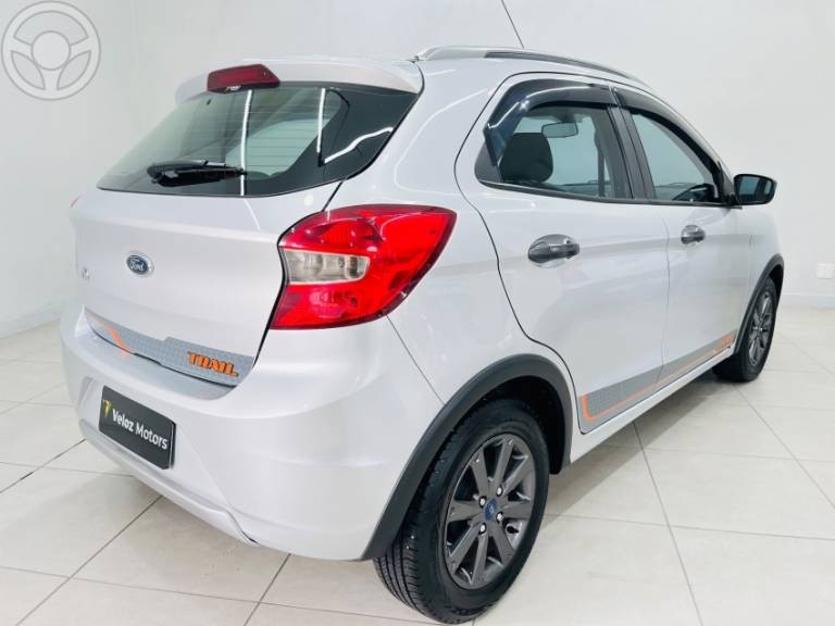 FORD - KA 1.5 TRAIL 16V FLEX 4P MANUAL - 2018/2018 - PRATA - R$ 49.500,00