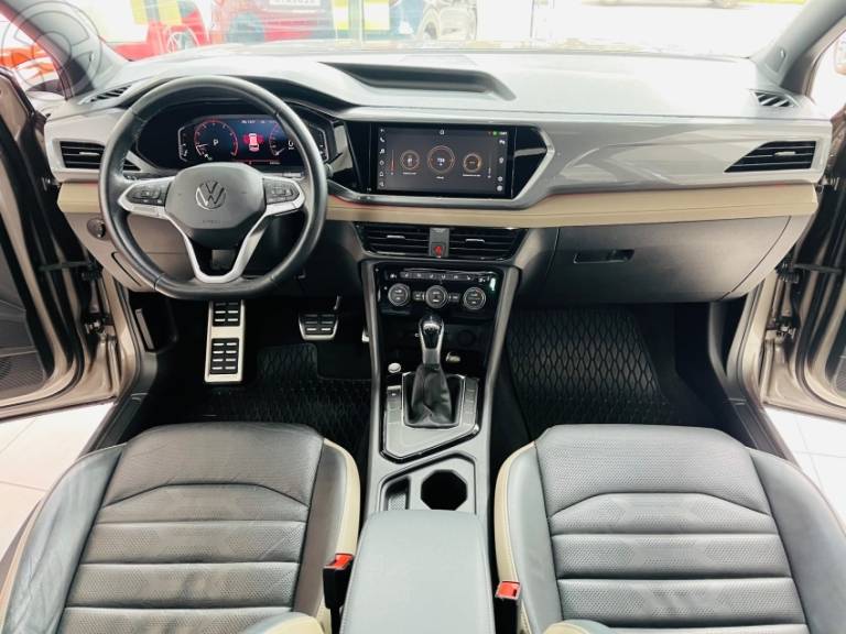 VOLKSWAGEN - TAOS 1.4 16V LAUNCHING TSI FLEX 4P AUTOMÁTICO - 2021/2022 - BEGE - R$ 157.900,00