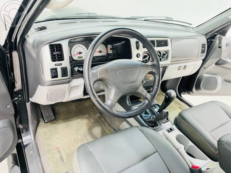 MITSUBISHI - PAJERO SPORT 3.5 HPE 4X4 V6 24V 4P AUTOMÁTICO - 2007/2008 - PRETA - R$ 59.900,00