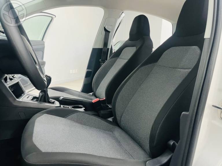 VOLKSWAGEN - VIRTUS 1.0 TSI SENSE 4P MANUAL - 2023/2024 - BRANCA - R$ 94.990,00