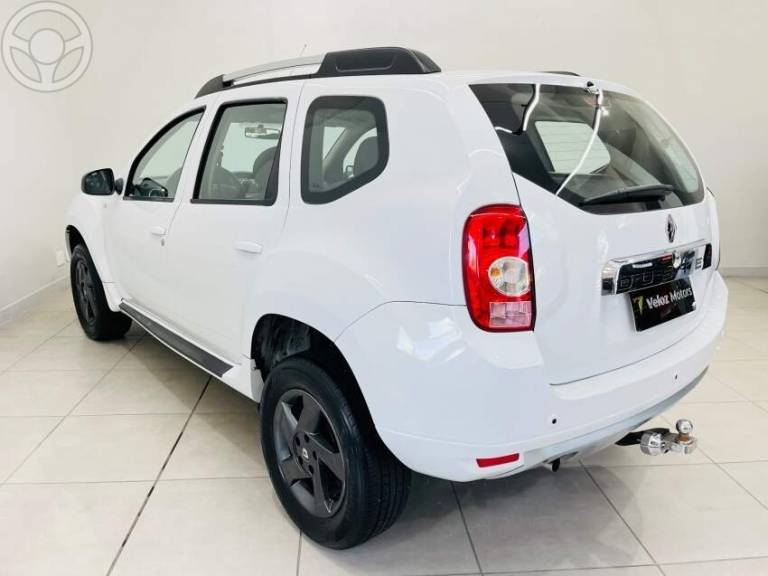 RENAULT - DUSTER 1.6 DYNAMIQUE 4X2 16V FLEX 4P MANUAL - 2012/2013 - BRANCA - R$ 49.900,00