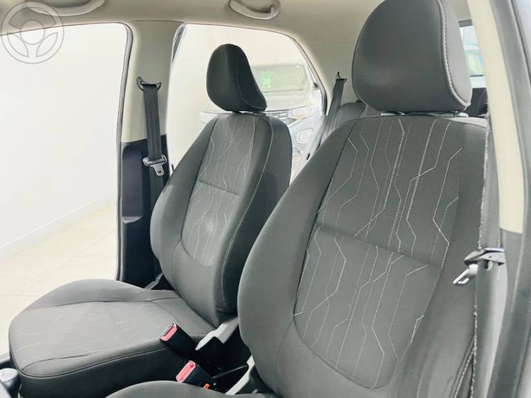 KIA MOTORS - PICANTO 1.0 EX4 12V FLEX 4P MANUAL - 2012/2012 - PRATA - R$ 37.990,00