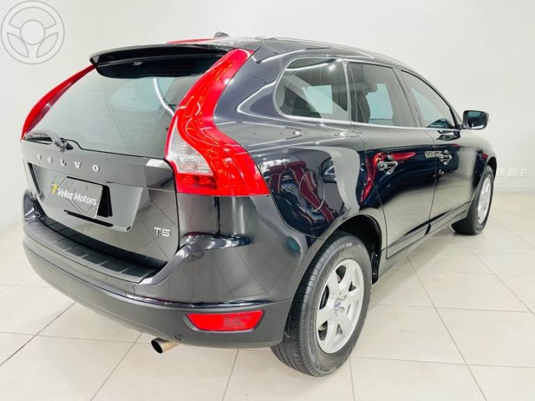VOLVO - XC60 2.0 T5 COMFORT FWD TURBO 4P AUTOMÁTICO - 2012/2012 - PRETA - R$ 61.900,00