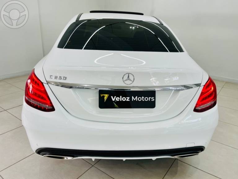 MERCEDES-BENZ - C 250 2.0 CGI SPORT TURBO 16V 4P AUTOMÁTICO - 2016/2016 - BRANCA - R$ 149.990,00