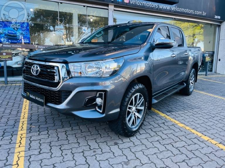 TOYOTA - HILUX 2.8 SRV 4X4 CD 16V DIESEL 4P AUTOMÁTICO - 2020/2020 - CINZA - R$ 205.000,00