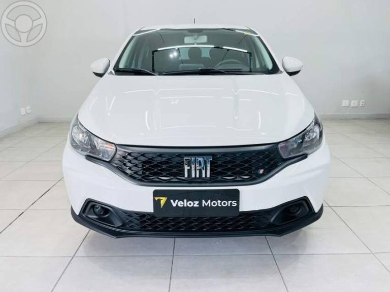 FIAT - ARGO 1.0 FIREFLY FLEX DRIVE MANUAL - 2023/2023 - BRANCA - R$ 65.900,00