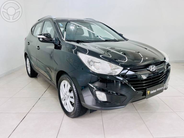 HYUNDAI - IX35 2.0 MPFI GLS 4X2 16V 4P AUTOMÁTICO - 2010/2011 - PRETA - R$ 62.900,00