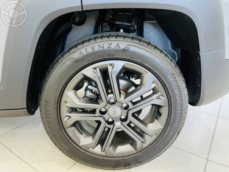 JEEP - RENEGADE 1.3 16V NIGHT EAGLE T270 TURBO FLEX 4P AUTOMÁTICO - 2024/2025 - CINZA - R$ 148.990,00