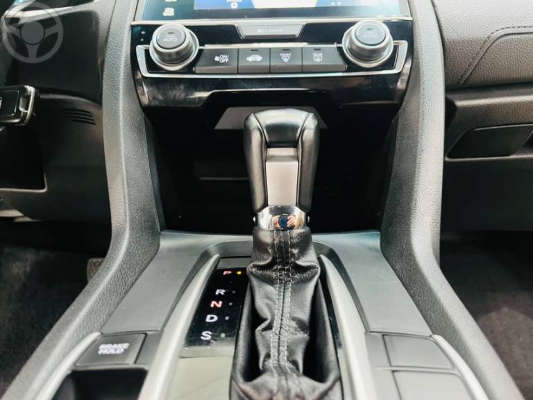 HONDA - CIVIC 2.0 16V FLEXONE EXL 4P CVT - 2018/2018 - BRANCA - R$ 114.999,00