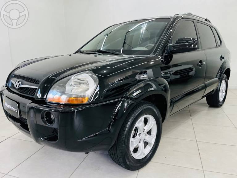 HYUNDAI - TUCSON 2.0 MPFI GLS 16V 143CV 2WD FLEX 4P AUTOMÁTICO - 2013/2014 - PRETA - R$ 58.900,00