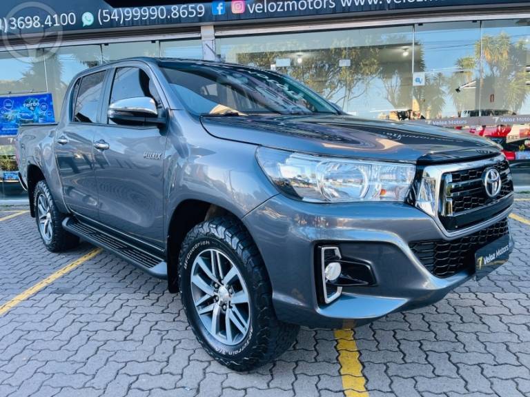 TOYOTA - HILUX 2.8 SRV 4X4 CD 16V DIESEL 4P AUTOMÁTICO - 2020/2020 - CINZA - R$ 205.000,00