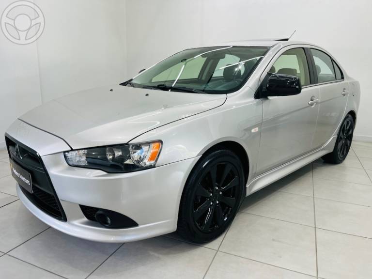 MITSUBISHI - LANCER 2.0 CVT 16V 4P AUTOMÁTICO - 2012/2013 - PRATA - R$ 65.990,00
