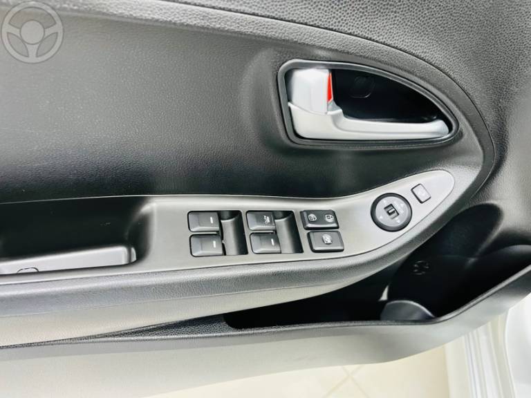 KIA MOTORS - PICANTO 1.0 EX4 12V FLEX 4P MANUAL - 2012/2012 - PRATA - R$ 37.990,00
