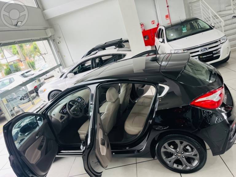 CHEVROLET - CRUZE 1.4 TURBO LTZ SPORT6 16V FLEX 4P AUTOMÁTICO - 2018/2018 - PRETA - R$ 93.500,00