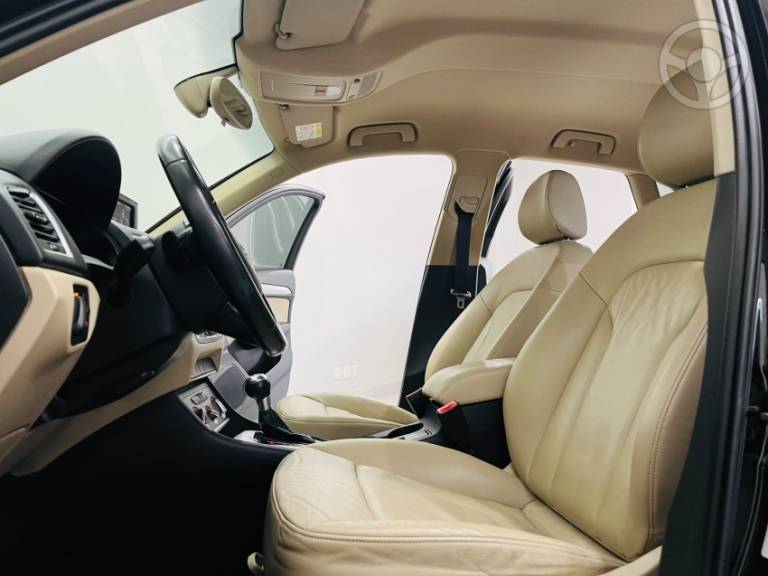 AUDI - Q3 1.4 TFSI AMBIENTE 4P S TRONIC - 2015/2016 - PRETA - R$ 89.990,00