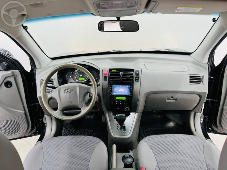 HYUNDAI - TUCSON 2.0 MPFI GLS 16V 143CV 2WD FLEX 4P AUTOMÁTICO - 2013/2014 - PRETA - R$ 58.900,00