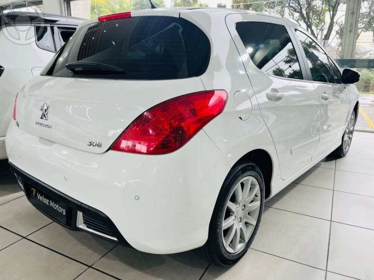 PEUGEOT - 308 1.6 ALLURE 16V FLEX 4P MANUAL - 2012/2013 - BRANCA - R$ 39.990,00