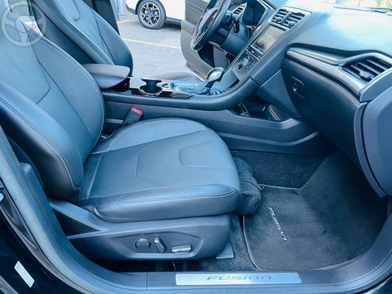 FORD - FUSION 2.0 TITANIUM FWD 16V 4P AUTOMÁTICO - 2014/2015 - PRETA - R$ 79.990,00