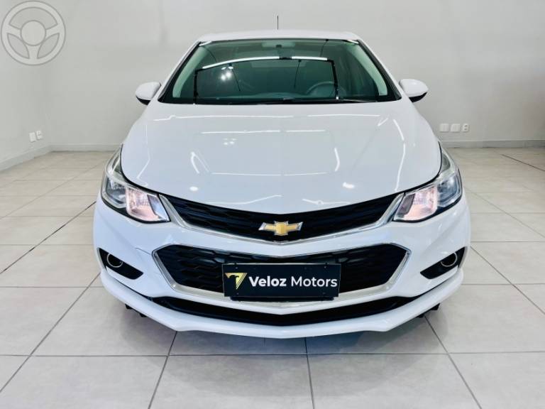 CHEVROLET - CRUZE 1.4 TURBO LT 16V FLEX 4P AUTOMÁTICO - 2017/2017 - BRANCA - R$ 84.900,00