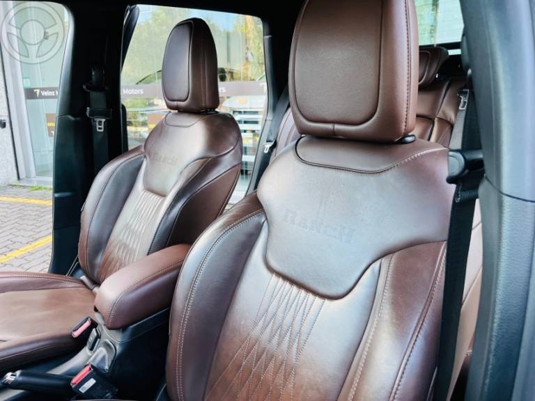 FIAT - TORO 2.0 16V TURBO DIESEL RANCH AT 4X4 AUTOMÁTICO - 2020/2021 - CINZA - R$ 129.990,00