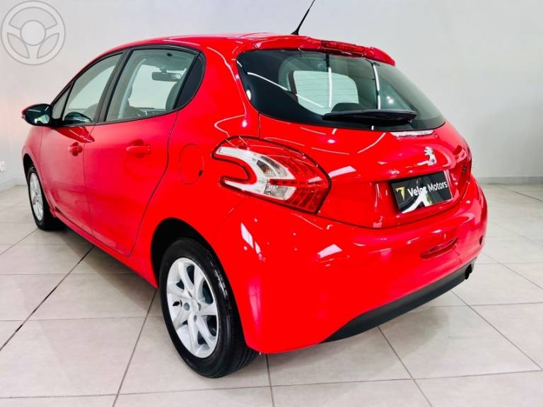 PEUGEOT - 208 1.5 ACTIVE 8V FLEX 4P MANUAL - 2013/2014 - VERMELHA - R$ 39.900,00