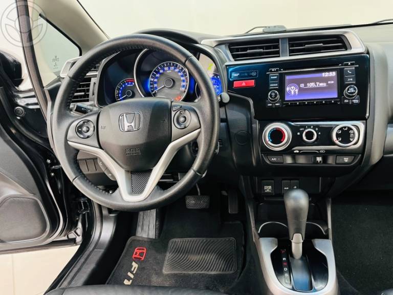 HONDA - FIT 1.5 EXL 16V FLEX 4P AUTOMÁTICO - 2015/2015 - PRETA - R$ 69.990,00