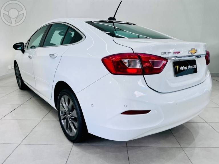 CHEVROLET - CRUZE 1.4 TURBO LTZ 16V FLEX 4P AUTOMÁTICO - 2017/2018 - BRANCA - R$ 97.500,00