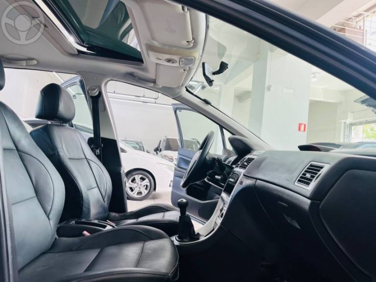 PEUGEOT - 307 1.6 PRESENCE PACK 16V FLEX 4P MANUAL - 2009/2010 - CINZA - R$ 29.990,00