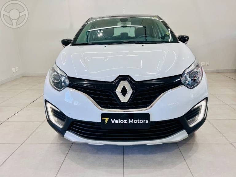 RENAULT - CAPTUR 2.0 16V FLEX INTENSE AUTOMÁTICO - 2019/2019 - BRANCA - R$ 79.900,00