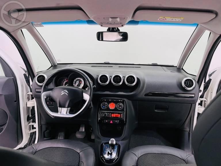 CITROËN - C3 PICASSO 1.6 EXCLUSIVE 4P FLEX AUTOMÁTICO - 2014/2015 - BRANCA - R$ 43.900,00
