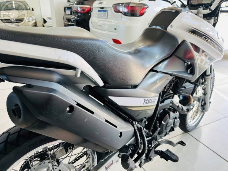 YAMAHA - XTZ CROSSER 150 E - 2021/2022 - BRANCA - R$ 16.900,00