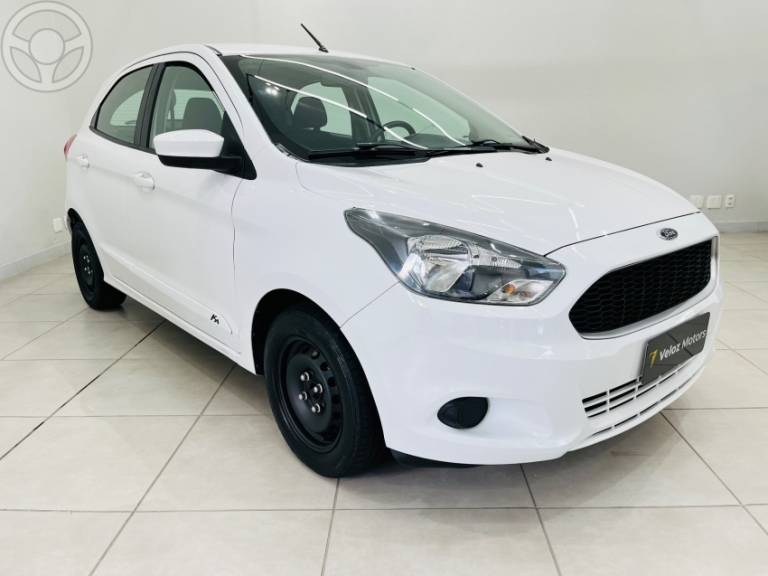 FORD - KA 1.0 SE 12V FLEX 4P MANUAL - 2015/2015 - BRANCA - R$ 40.900,00