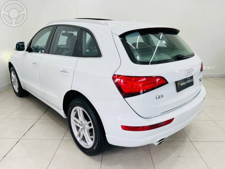 AUDI - Q5 2.0 TFSI AMBIENTE 16V 225CV 4P AUTOMÁTICO - 2015/2016 - BRANCA - R$ 99.990,00