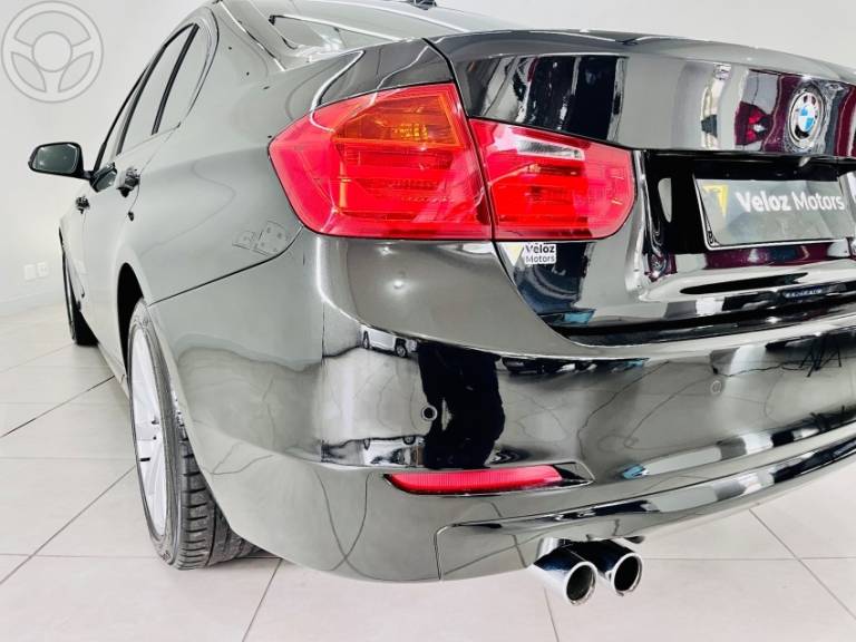 BMW - 328I 2.0 SPORT GP 16V ACTIVEFLEX 4P AUTOMÁTICO - 2013/2013 - PRETA - R$ 112.900,00