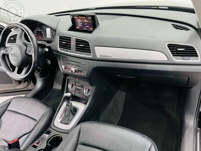 AUDI - Q3 2.0 TFSI QUATTRO 4P S TRONIC - 2014/2014 - PRETA - R$ 79.990,00