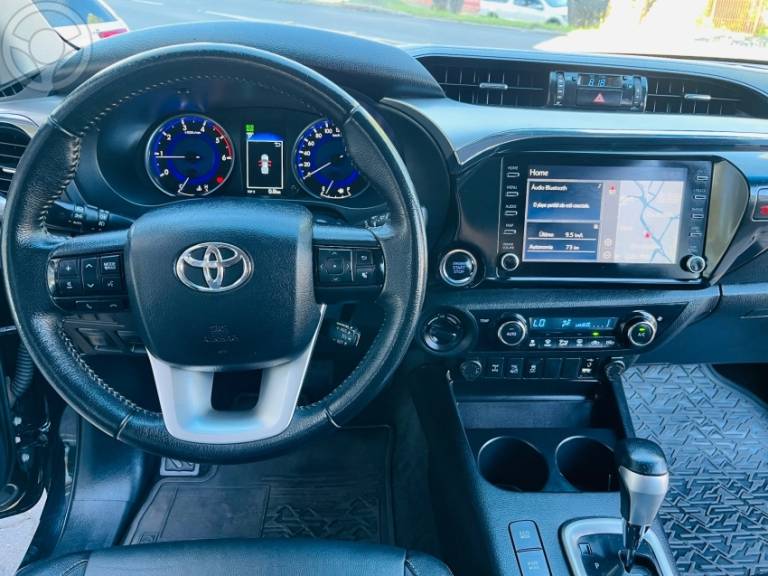 TOYOTA - HILUX 2.8 SRV 4X4 CD 16V DIESEL 4P AUTOMÁTICO - 2020/2020 - PRETA - R$ 197.900,00