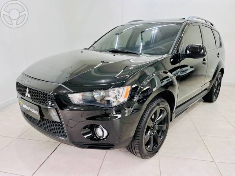 MITSUBISHI - OUTLANDER 3.0 4X4 V6 24V 4P AUTOMÁTICO - 2010/2011 - PRETA - R$ 59.900,00