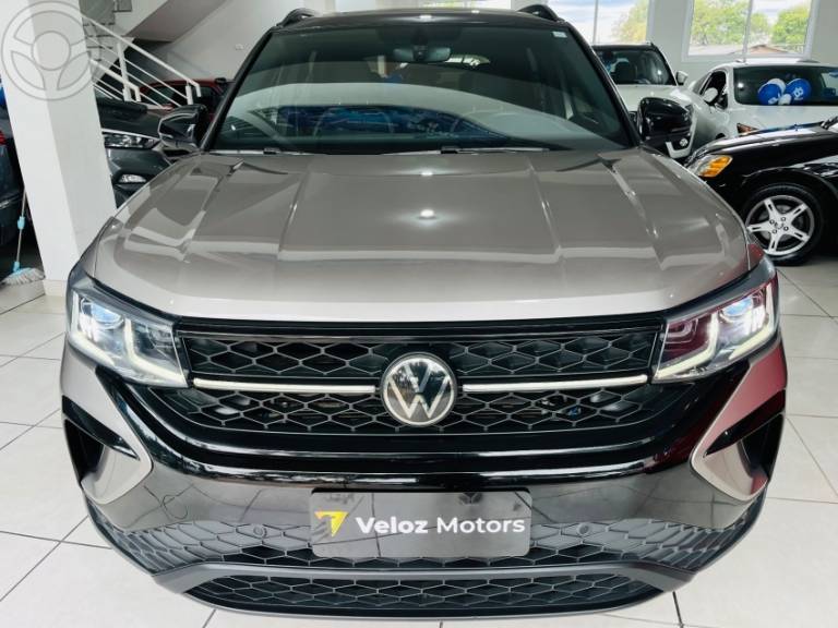VOLKSWAGEN - TAOS 1.4 16V LAUNCHING TSI FLEX 4P AUTOMÁTICO - 2021/2022 - BEGE - R$ 153.000,00