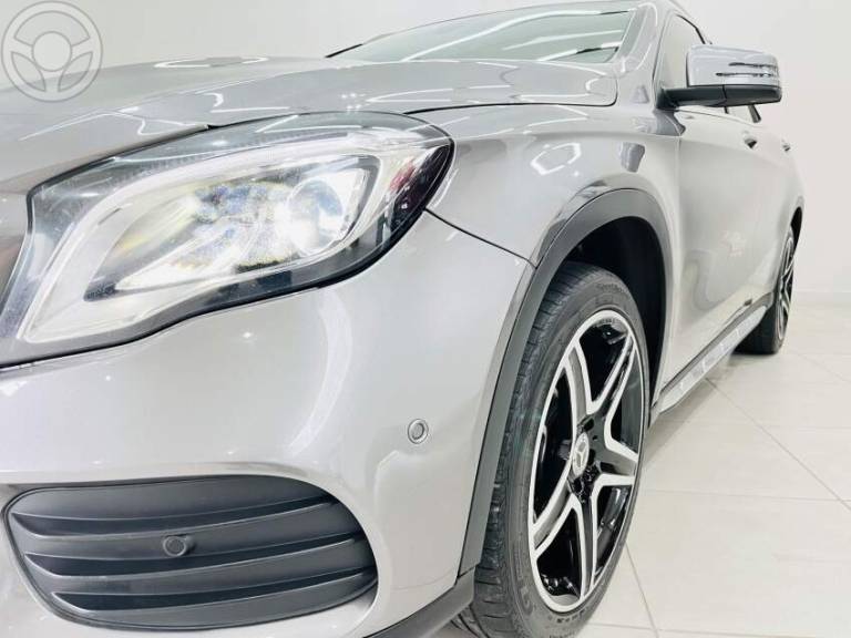 MERCEDES-BENZ - GLA 250 2.0 16V TURBO SPORT 4P AUTOMÁTICO - 2018/2018 - CINZA - R$ 157.900,00
