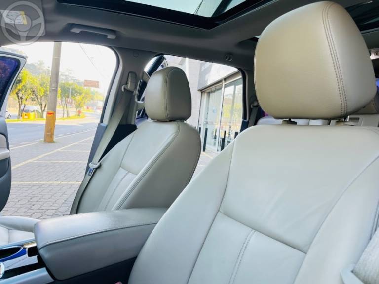 FORD - EDGE 3.5 LIMITED AWD V6 24V 4P AUTOMÁTICO - 2013/2013 - BRANCA - R$ 69.900,00
