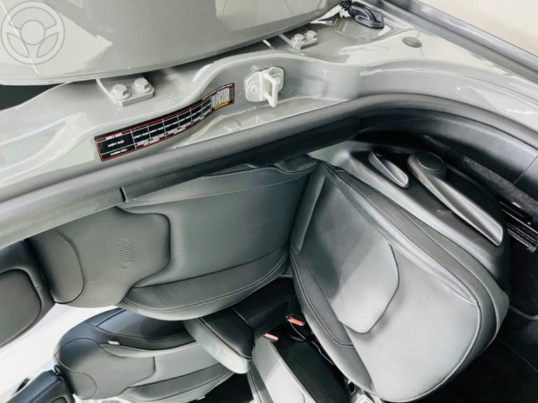 JEEP - RENEGADE 1.8 16V NIGHT EAGLE 4X2 FLEX 4P AUTOMÁTICO - 2024/2025 - CINZA - R$ 148.990,00