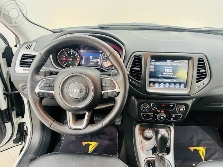 JEEP - COMPASS 2.0 16V DIESEL LONGITUDE 4X4 AUTOMÁTICO - 2018/2019 - BRANCA - R$ 124.990,00