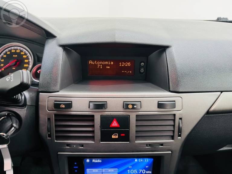 CHEVROLET - VECTRA 2.0 MPFI GT-X HATCH 8V FLEX 4P MANUAL - 2008/2009 - BRANCA - R$ 41.900,00