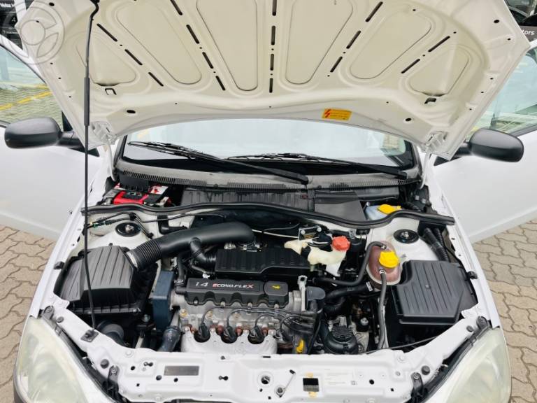 CHEVROLET - MONTANA 1.4 MPFI CONQUEST CS 8V FLEX 2P MANUAL - 2007/2008 - BRANCA - R$ 33.500,00