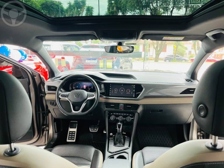 VOLKSWAGEN - TAOS 1.4 16V LAUNCHING TSI FLEX 4P AUTOMÁTICO - 2021/2022 - BEGE - R$ 157.900,00